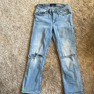 Aeropostale knee cut jeans